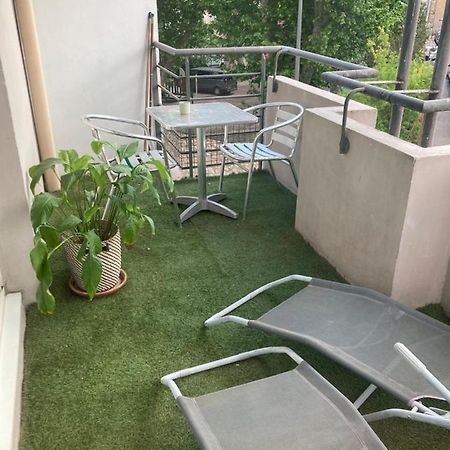 Apparement Chaleureux Avec Balcon Apartment Marseille Exterior photo